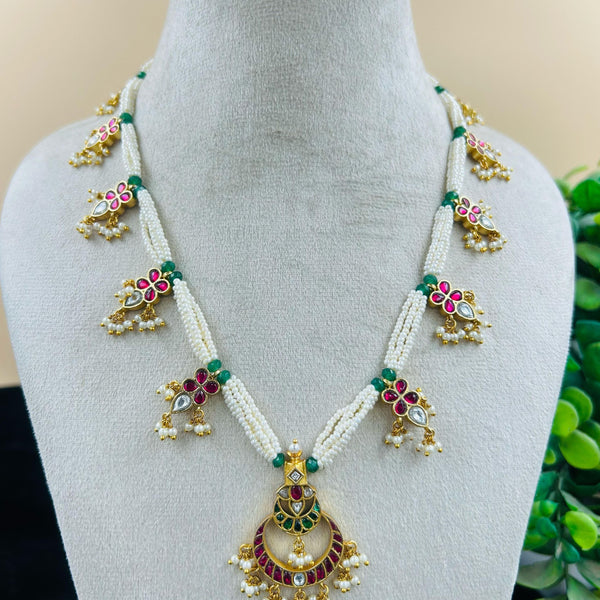 Bead Necklase With Tika