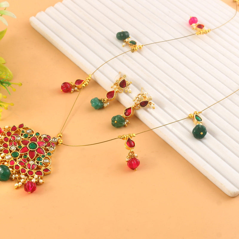 Jadau Kundan Necklace Set is beautifully handcrafted with premium