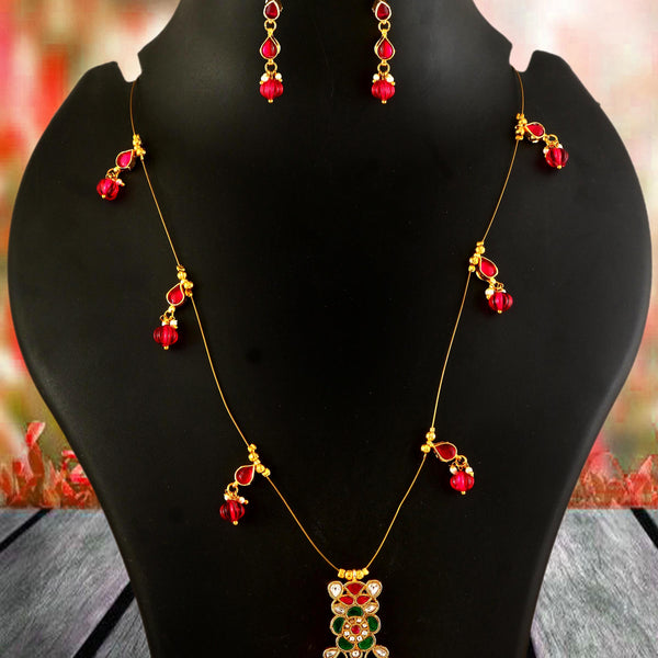 Jadau Kundan Necklace Set is beautifully handcrafted with premium Kundan
