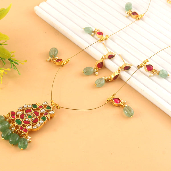 Jadau Kundan Necklace Set is beautifully handcrafted with premium Kundan