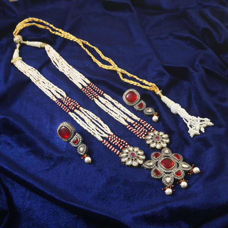 White Stone With Pearl Rani Haar