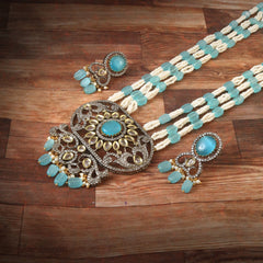 White Stone With Pearl Rani Haar