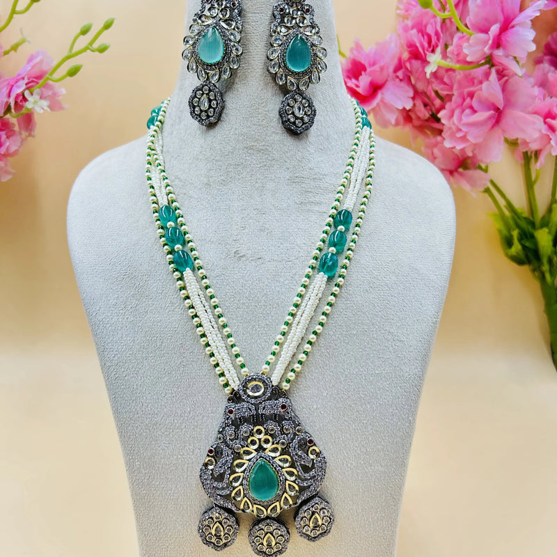 Jadau Kundan Necklase Set