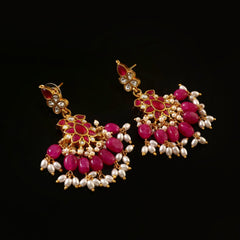 Earring set traditional