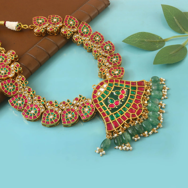 Premium-quality handcrafted Necklace set