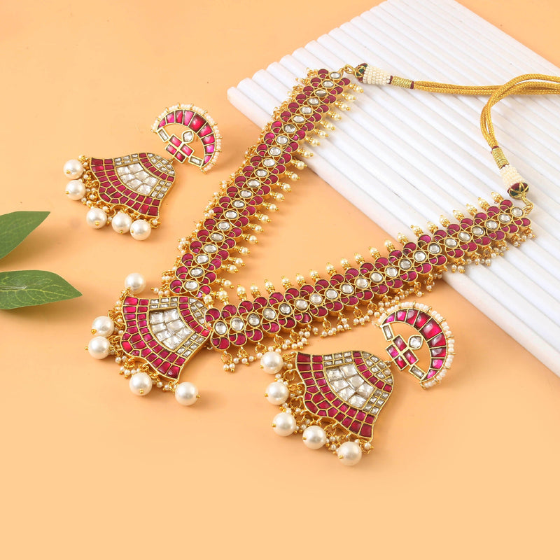 Elegant jadau kundan Necklace with Emerald bead Accents
