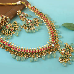 Jadau kundan necklace