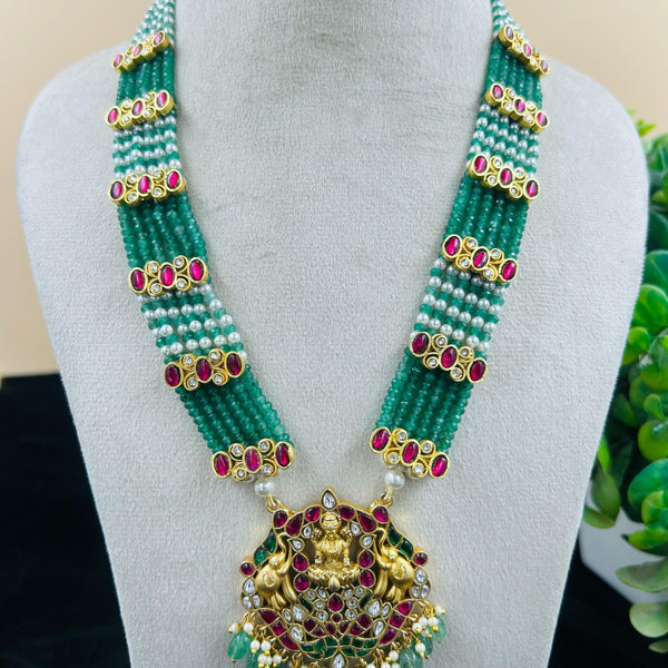 Laxmi Pendant Jada kundan Set