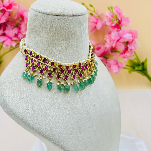 Jadau Kundan Necklace (Green Pearl)