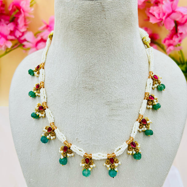 Choker Jadau Kundan Necklace Set